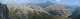  Vue depuis le replat au sud est du sommet sur le Nord est.  De gauche à droite dans le fond: la crête de la Taillante, le Pain de Sucre le Mt Aiguillette (l'Asti), Le Viso et à sa gauche le Visolotto puis la vallée de Chianale. (c) Christophe ANTOINE
1200*297 pixels (34169 octets)(i1880)
