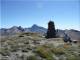 Jolie vue du sommet sur le Mont Viso (au centre) et le Pain de Sucre (à gauche). (c) Claude BRIE
850*637 pixels (107270 octets)(i5920)