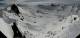 Une vision grand angle du Queyron sur le fond de vallée de St Véran. de gauche à droite: Sagnes Longues, au fond le Viso, le Pic de Caramantran, le col de St Véran, Le Rocca Bianca, le col Blanchet, La tête des Toilies, le col de la Noire, Pic Farnéiréta (c) Christophe Antoine
1291*620 pixels (80741 octets)(i6541)